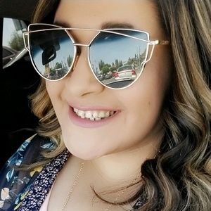 Meet your Posher, Angel